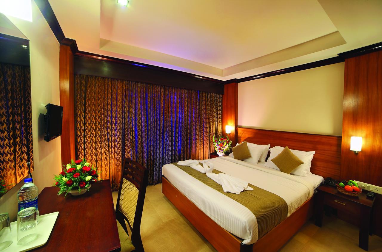 كولاّم Hotel Zodiac Regency المظهر الخارجي الصورة