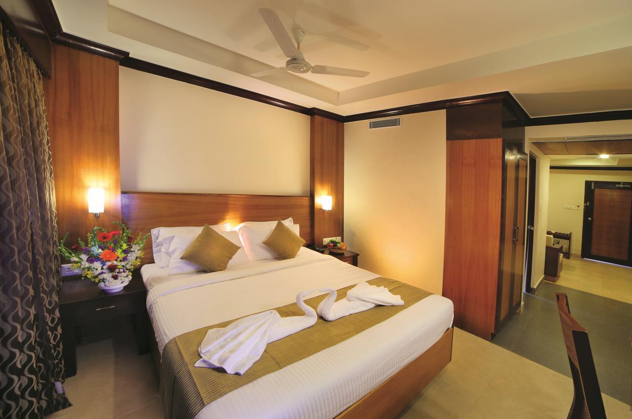 كولاّم Hotel Zodiac Regency المظهر الخارجي الصورة