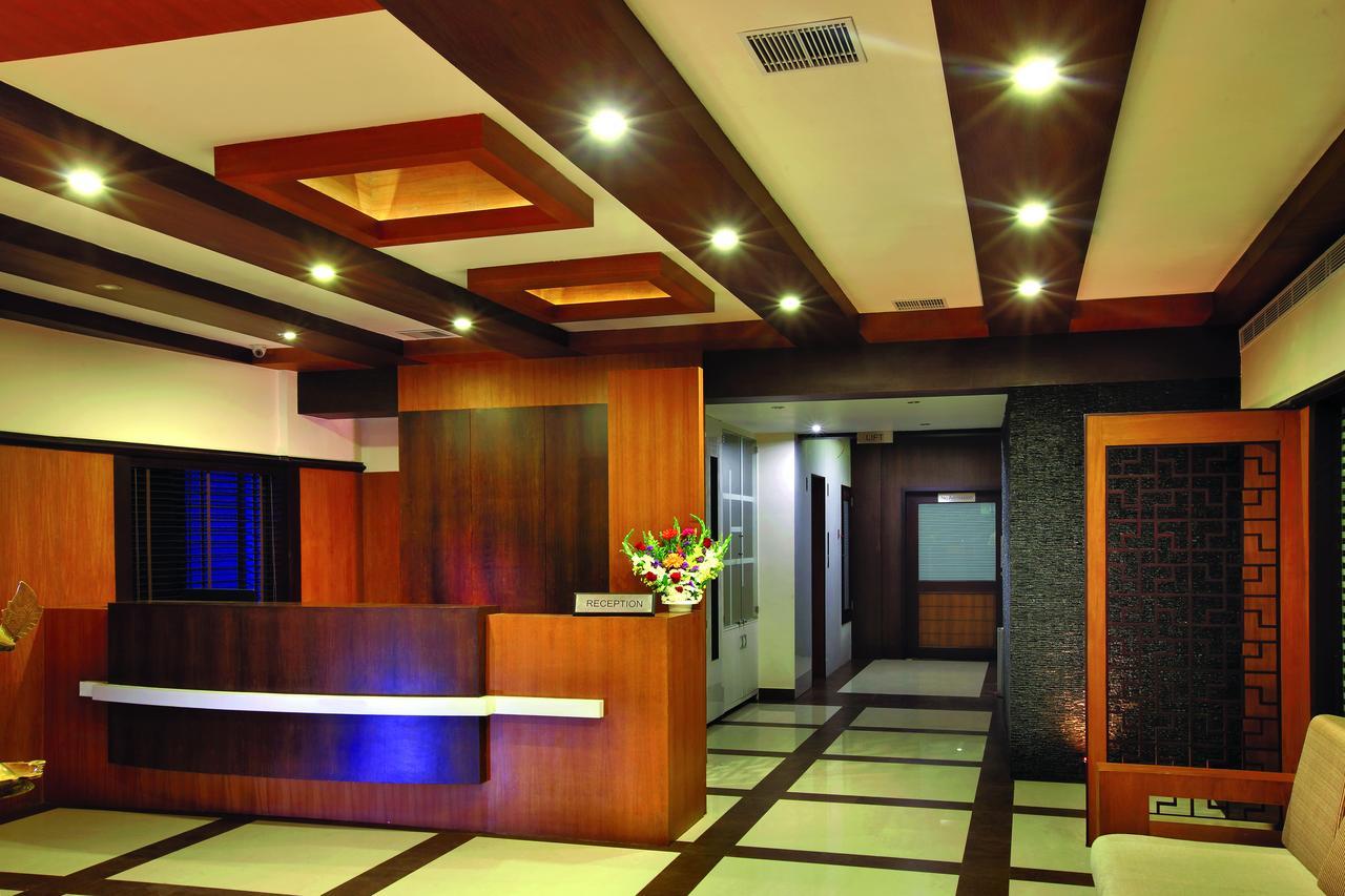 كولاّم Hotel Zodiac Regency المظهر الخارجي الصورة