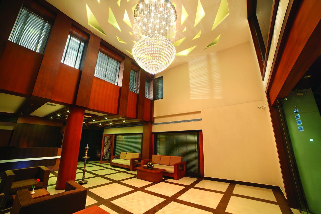 كولاّم Hotel Zodiac Regency المظهر الخارجي الصورة