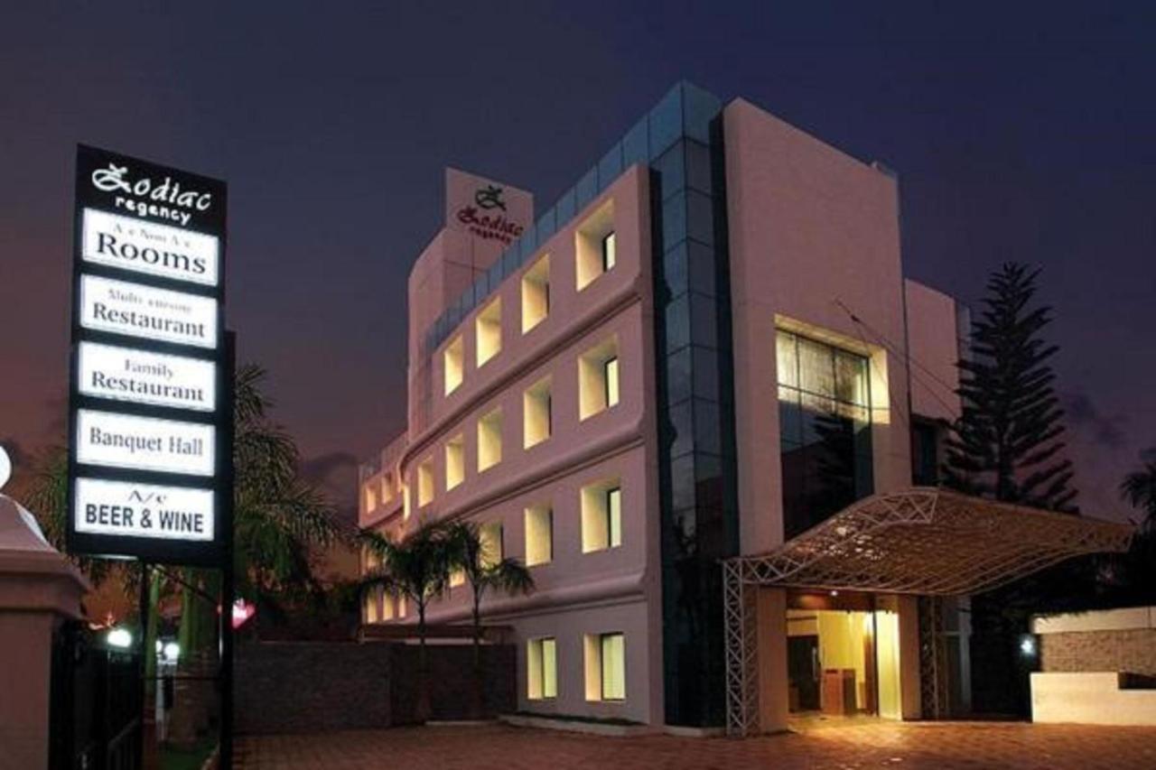 كولاّم Hotel Zodiac Regency المظهر الخارجي الصورة